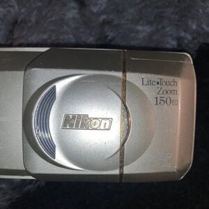 Older Nikon camara in good
Condition